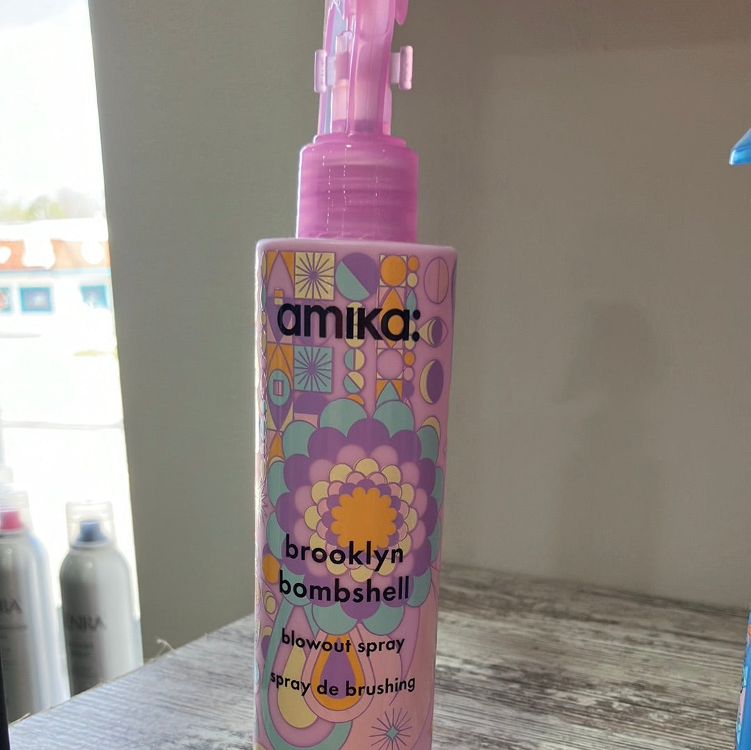 Amika Brooklyn bombshell blowout spray