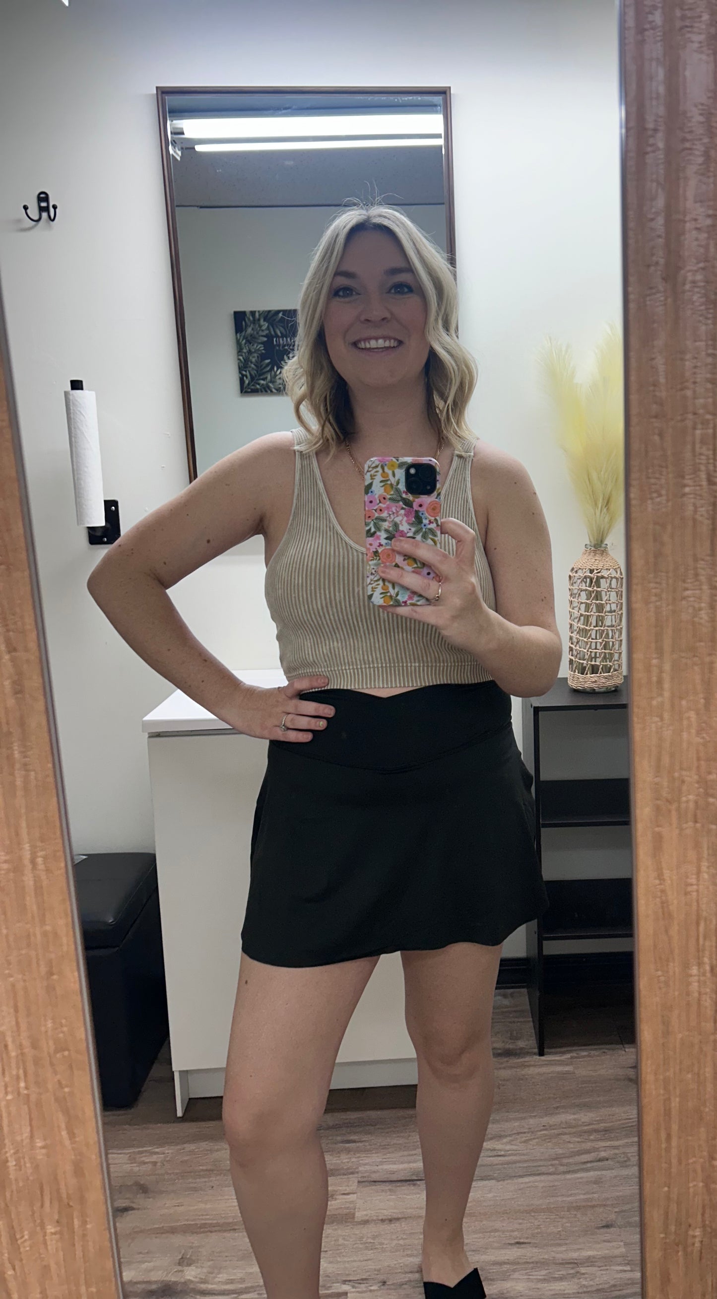 Black skort