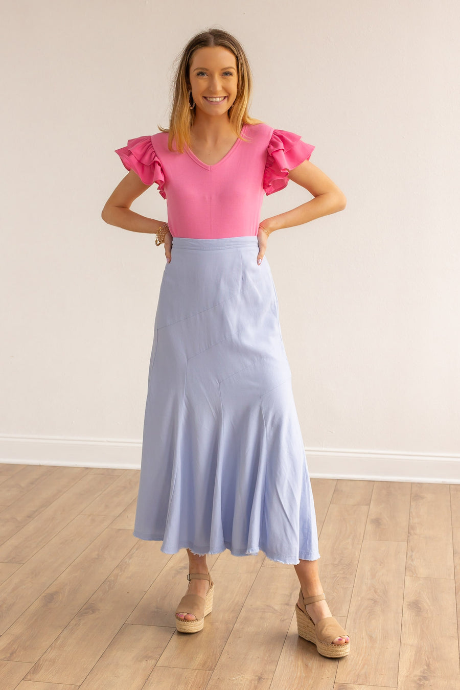 THE STELLA BLUE LINEN VERSI DRESS