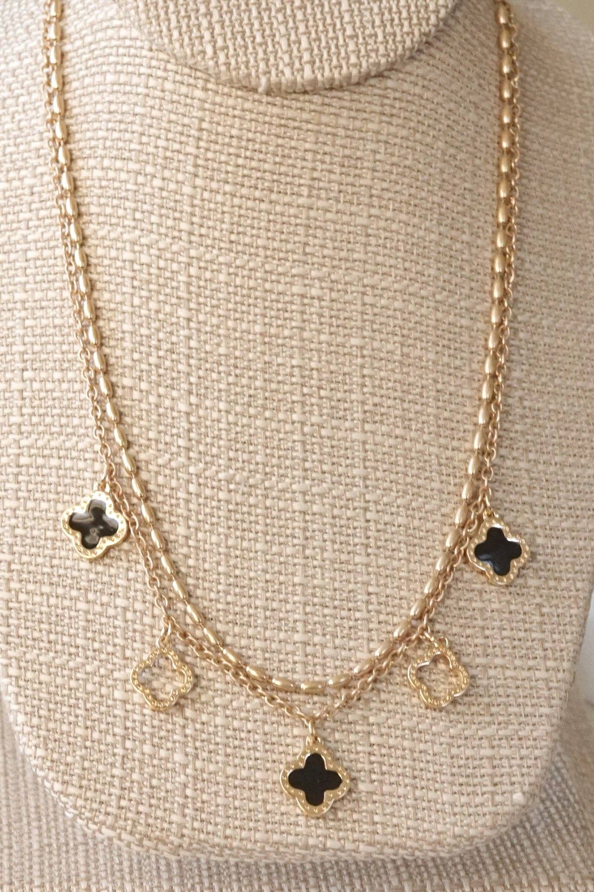 Layered gold tone short Clover necklace pendant Pink White Turquoise Black