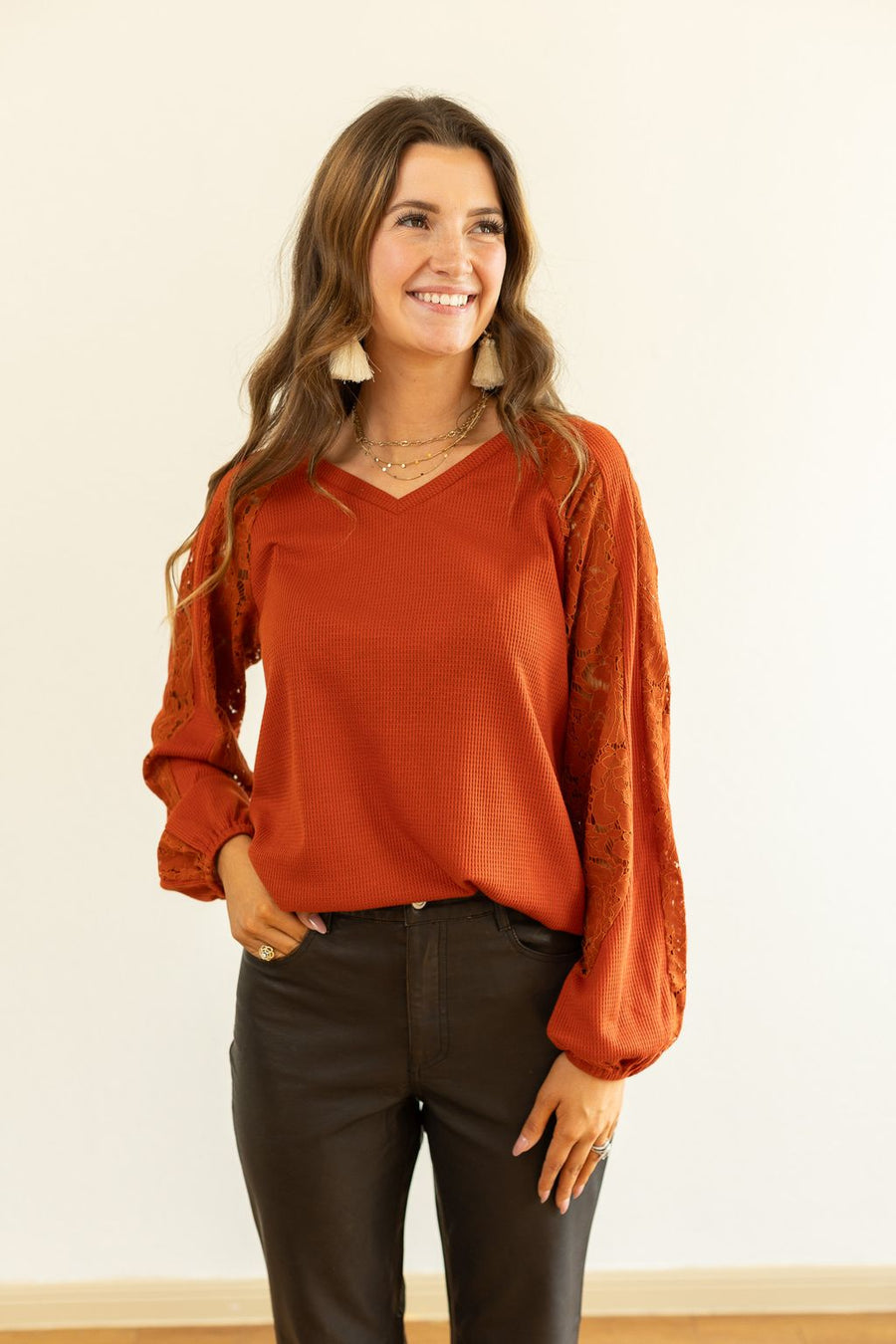 RUST WAFFLE KNIT TOP