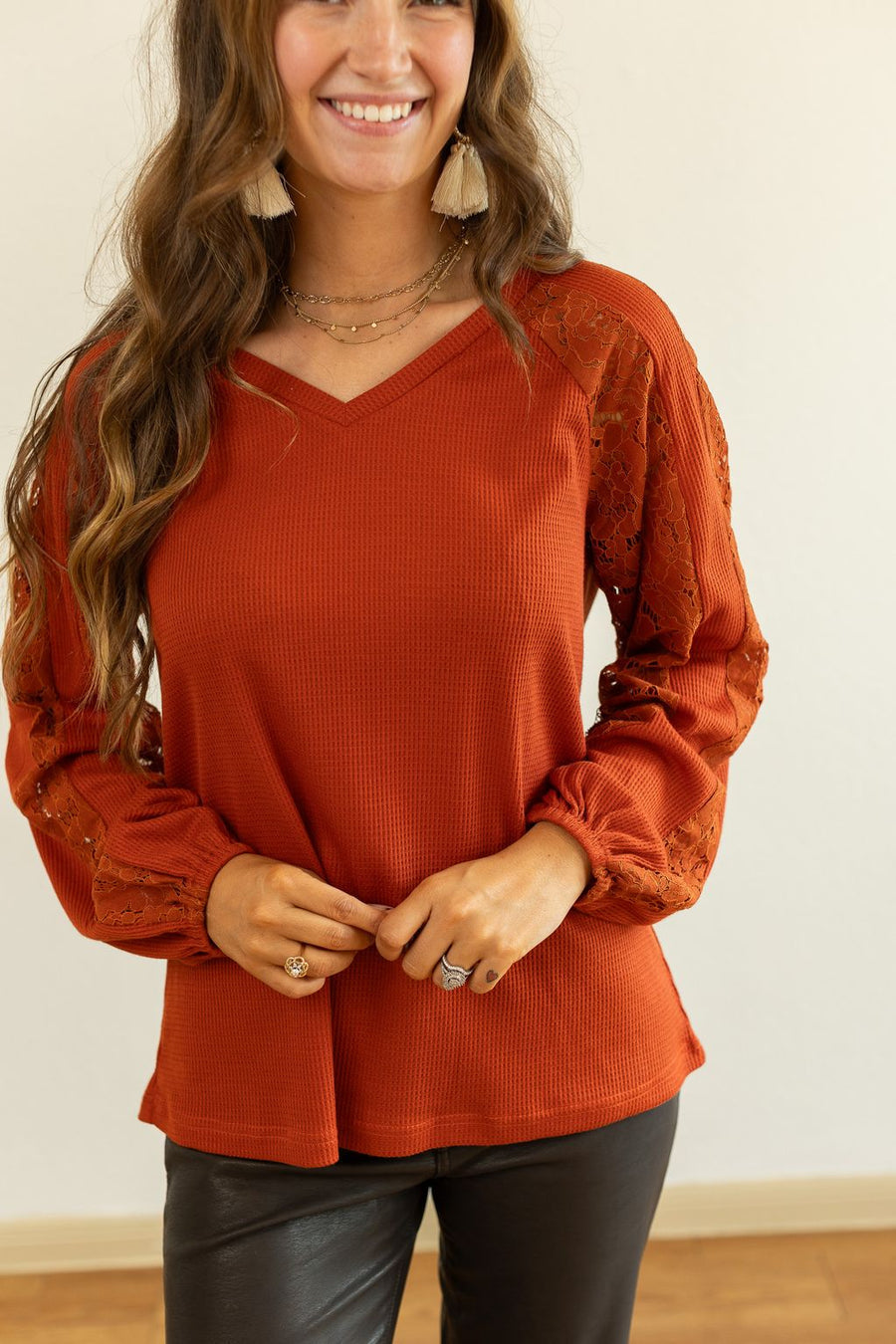 RUST WAFFLE KNIT TOP