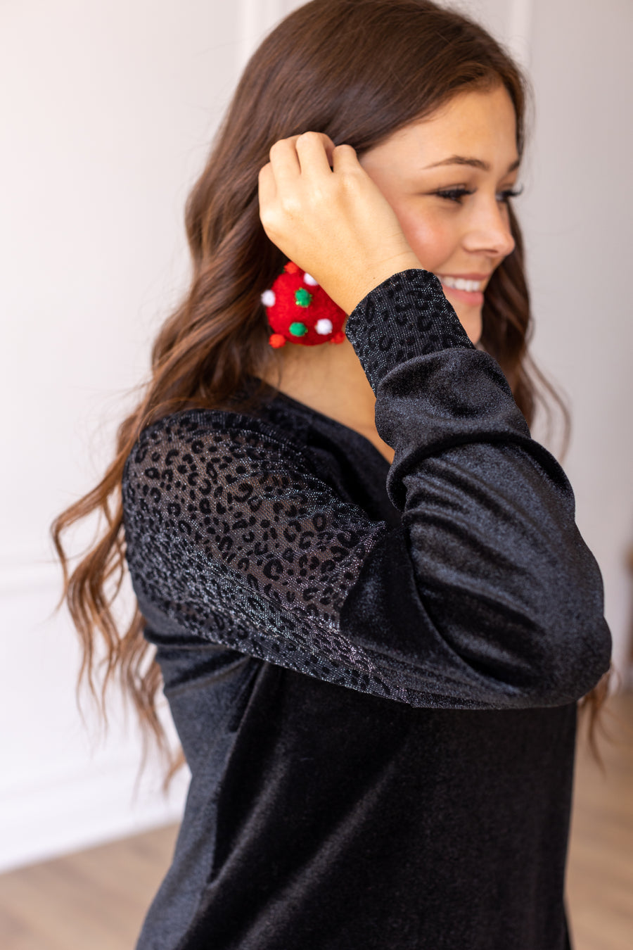 BLACK VELVET TOP WITH BURNOUT LEOPARD DETAILS